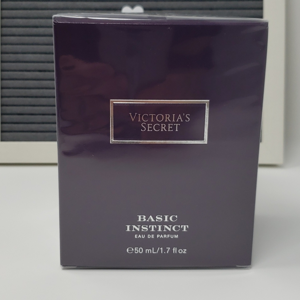 🎄🎁New Victoria's Secret Basic Instinct 1.7oz🎁🎄 - Picture 5 of 6